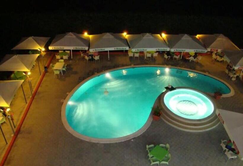 酒店 Colombo Elbasan