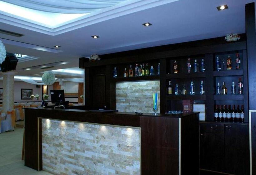 酒店 Colombo Elbasan