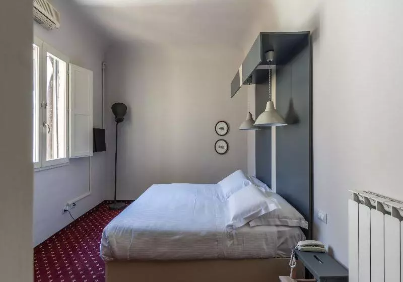 Hotelli Florence Dome