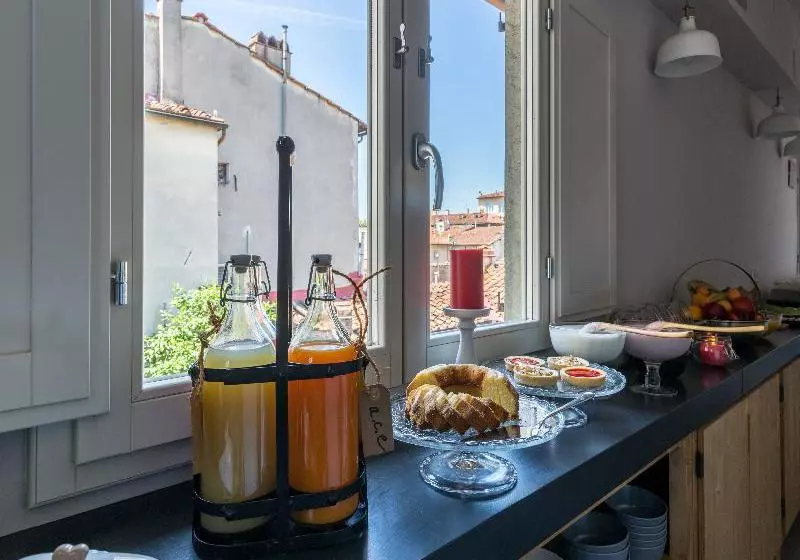 Hotelli Florence Dome