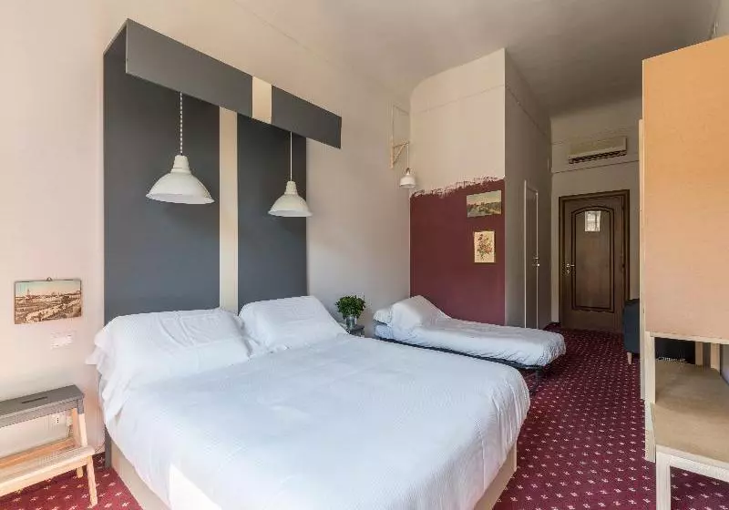 Hotelli Florence Dome