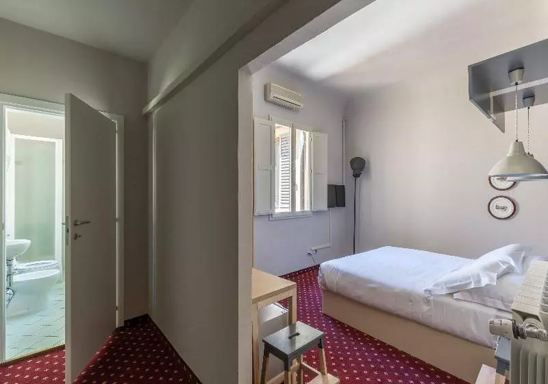 Hotelli Florence Dome