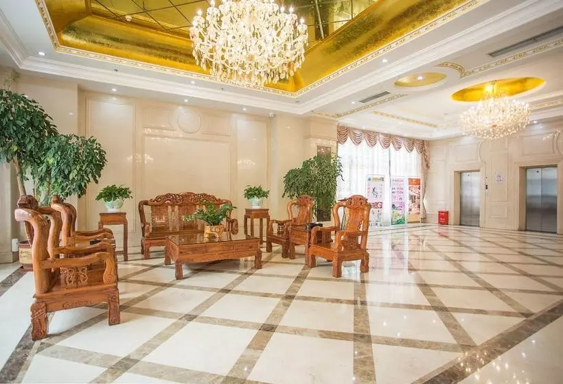 酒店 Hawaii International