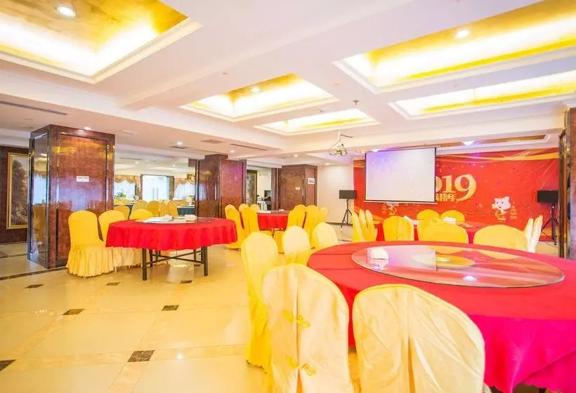 酒店 Hawaii International