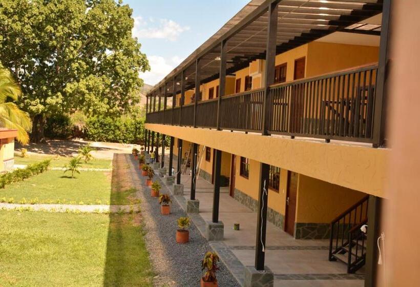 ホテル Portón Del Sol