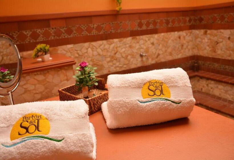 ホテル Portón Del Sol