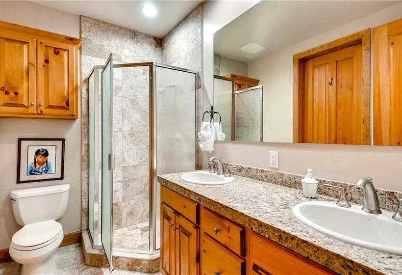 فندق Resortquest Westridge Lodge