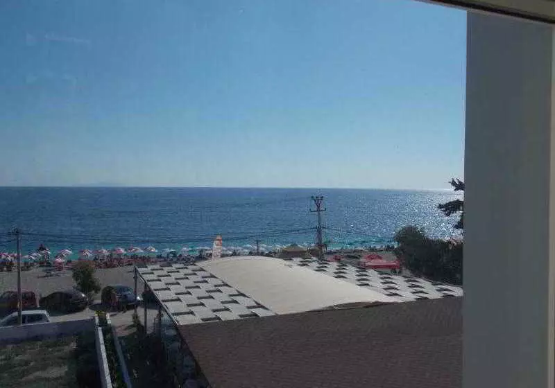 בית מלון כפרי Royal Blue