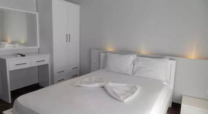 בית מלון כפרי Royal Blue