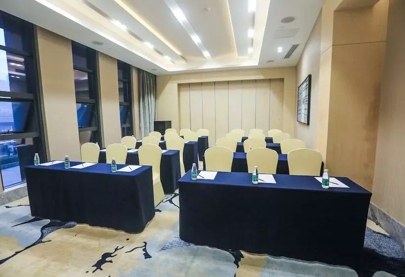 Skytel Hotel Chengdu City Center