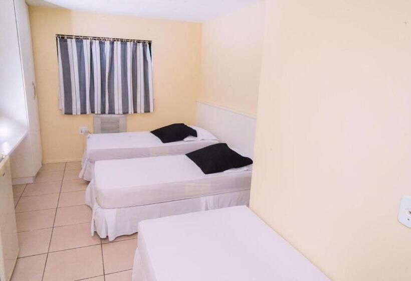 酒店 Stratus Centro