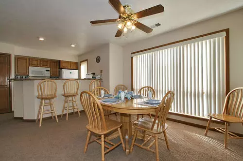 酒店 Swan Mountain Resort