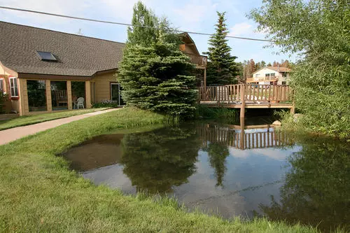 酒店 Swan Mountain Resort