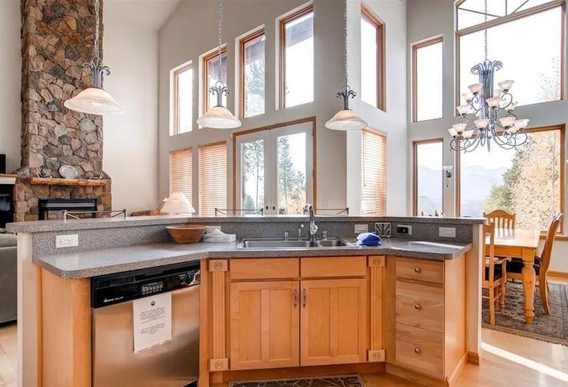 فندق Timber Heights Lodge