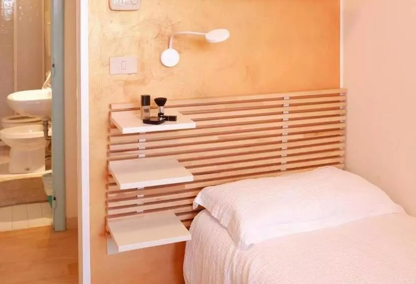 Отель Venezuela