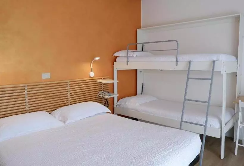 Отель Venezuela