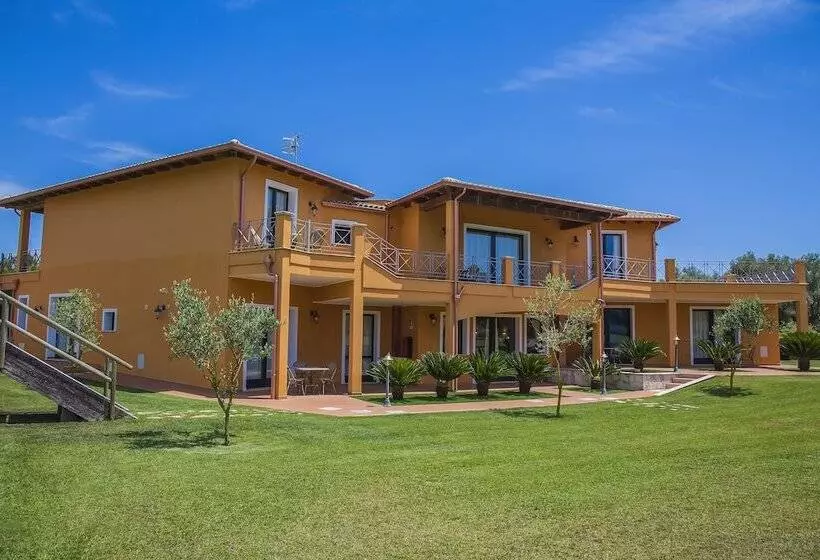 هتل Villa Barbarina Nature Resort