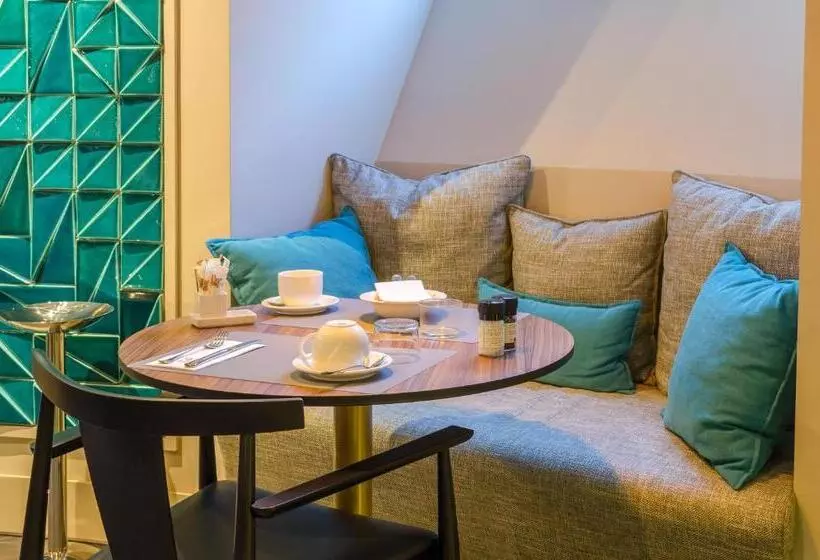 هتل Vincci Liberdade