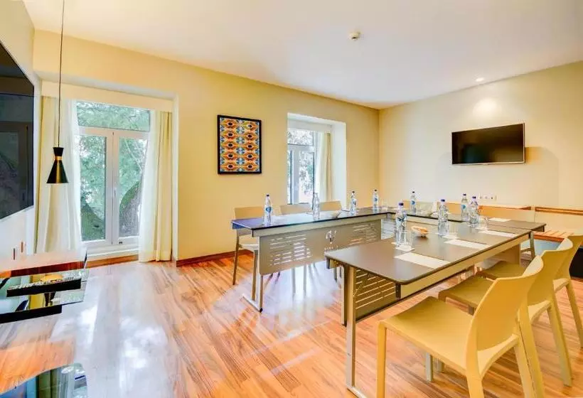 هتل Vincci Liberdade