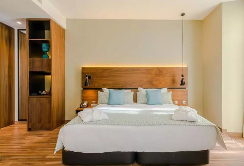 هتل Vincci Liberdade