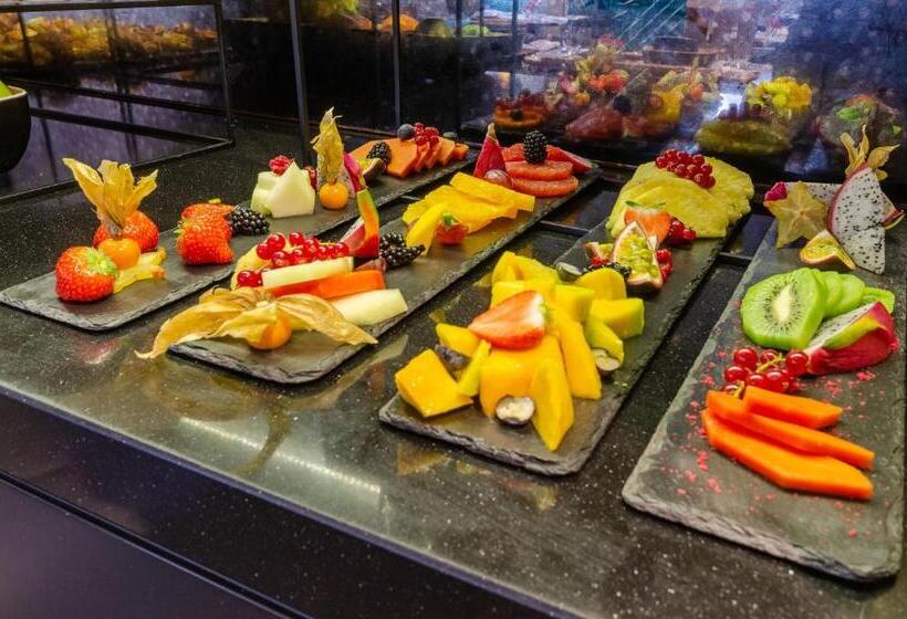 هتل Vincci Liberdade