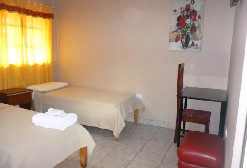 هتل Posada Iguazu Royal