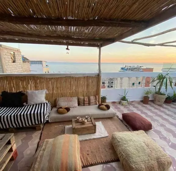 Retkeilymaja Sable Beach Surf Camp Taghazout