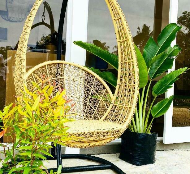 Canna Boutique Hostel