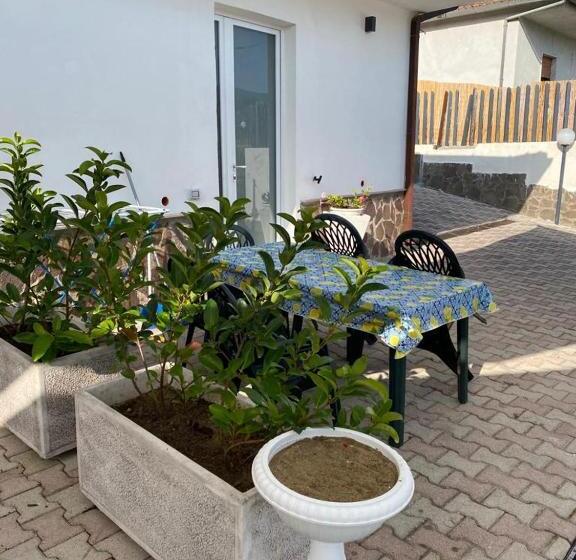 Serra Marina Rooms And Apartments