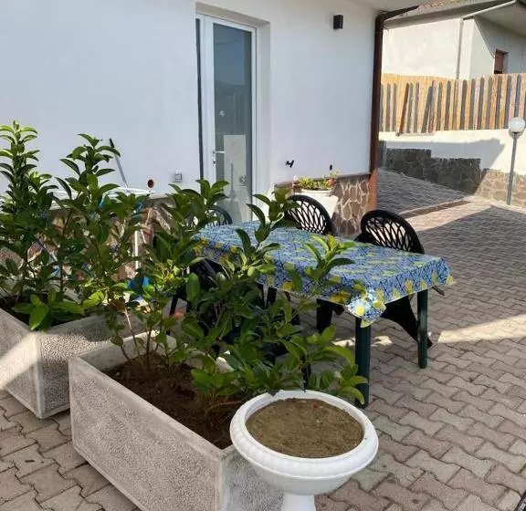 Serra Marina Rooms And Apartments