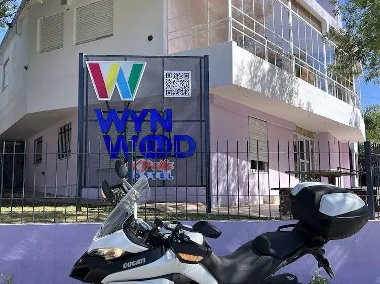 Wynwood Extreme Hostel