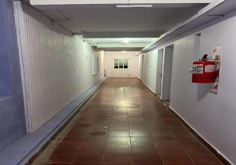 Wynwood Extreme Hostel