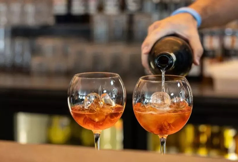 ホテル Hôtel Parc Du Landreau