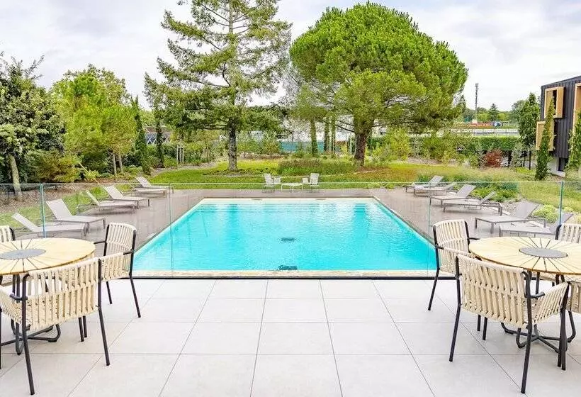 ホテル Hôtel Parc Du Landreau