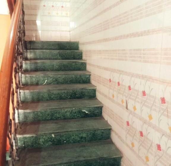 בית מלון כפרי Spot On 809788 Rounak