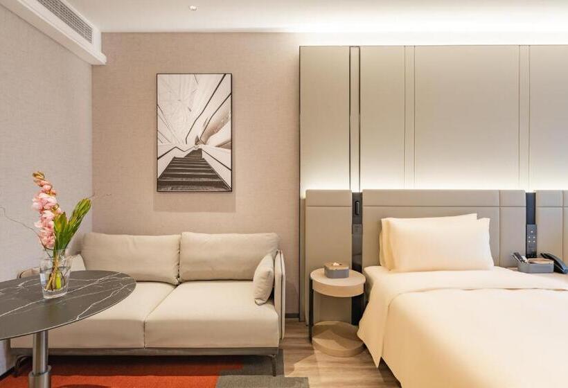 Atour S Hotel Shanghai Lujiazui Expo Center