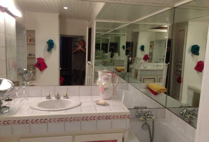 민박 Chambre Thomas