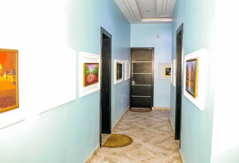 هتل Blue Line Apartments