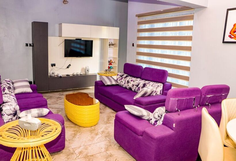 هتل Blue Line Apartments