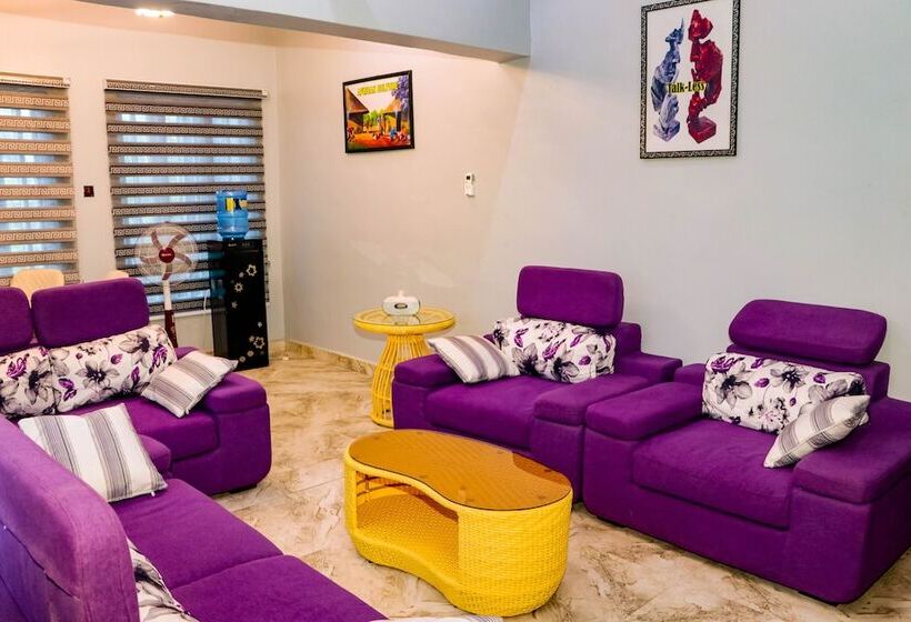 هتل Blue Line Apartments