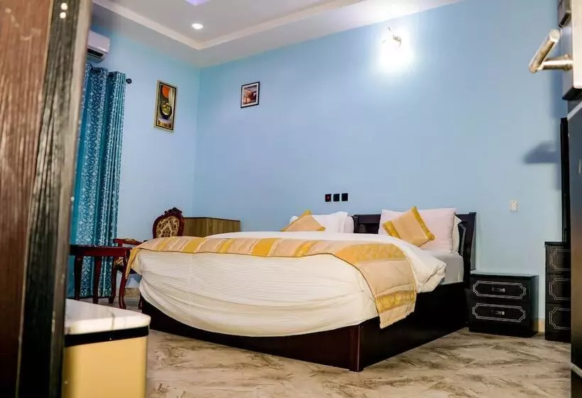 هتل Blue Line Apartments