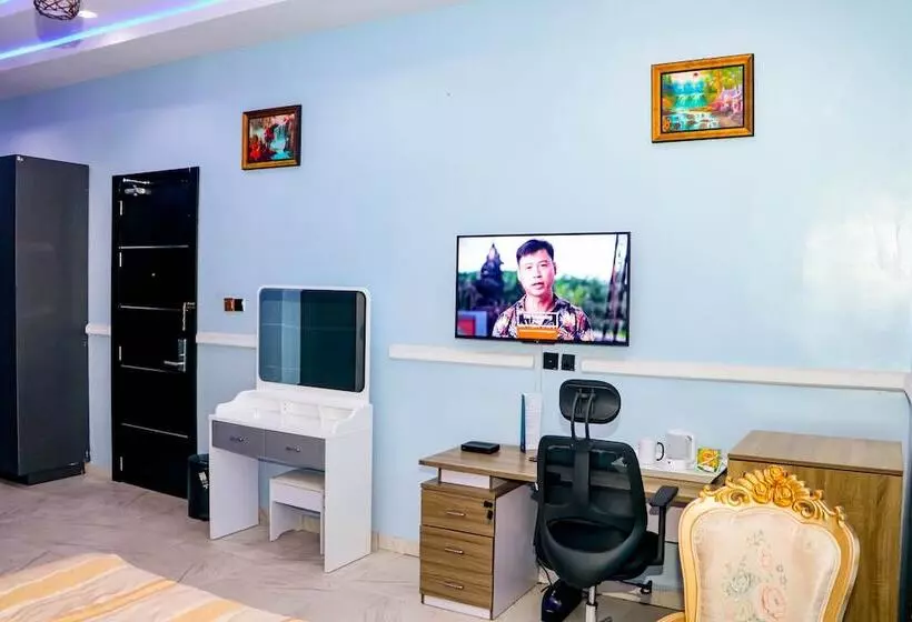 هتل Blue Line Apartments