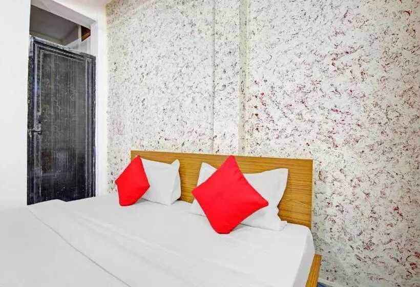 Flagship Hotel Royal 18