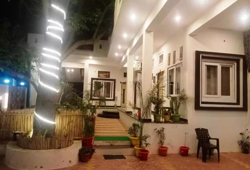 Hotelli Green Hub Pool Villa With Nature