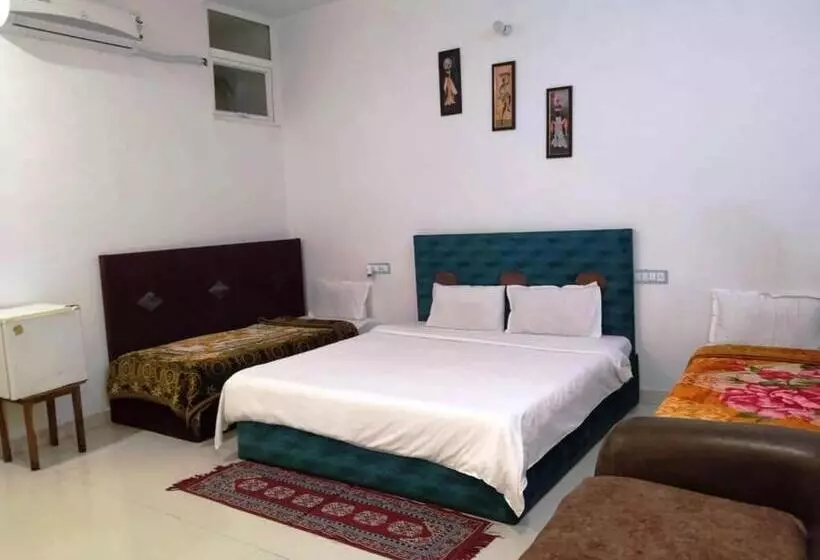 Hotelli Green Hub Pool Villa With Nature