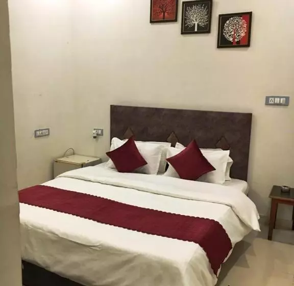 Hotelli Green Hub Pool Villa With Nature