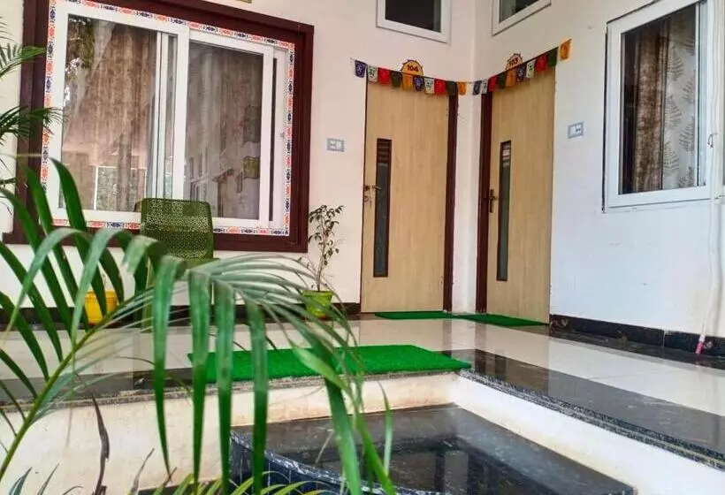 Hotelli Green Hub Pool Villa With Nature