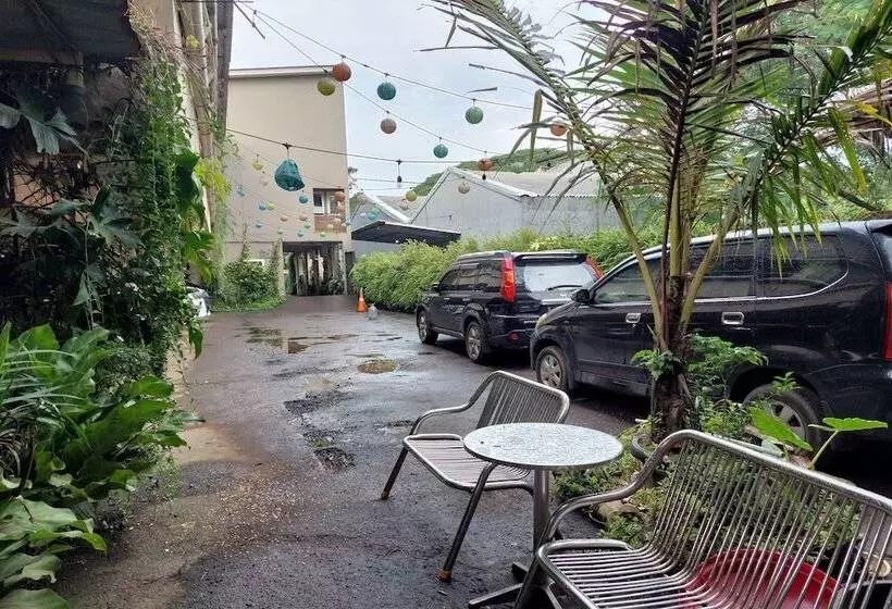 Hotelli Pondok Sabaraya Haji Juanda Cikampek Purwakarta