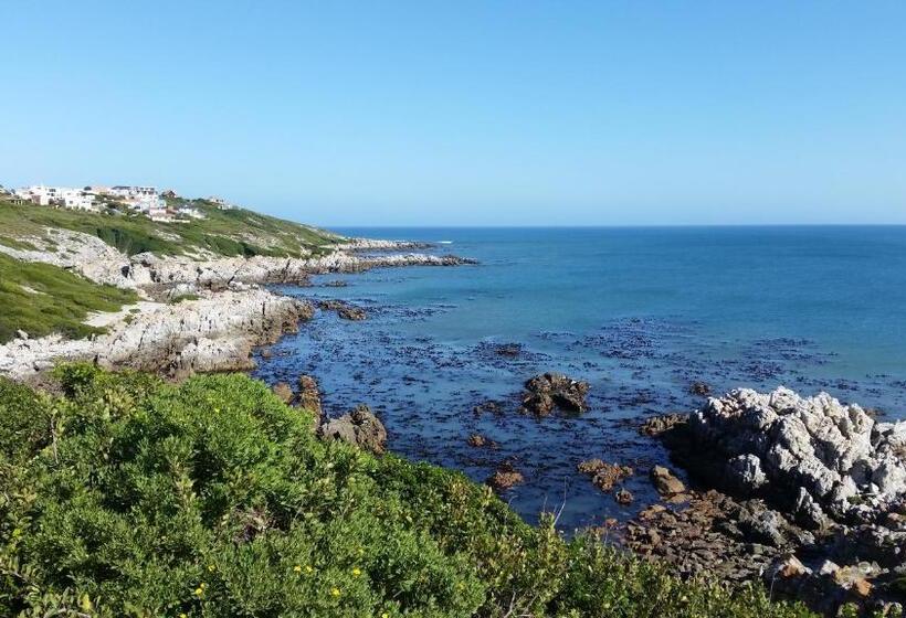 펜션 Cottage In Voëlklip Between Mountain And Sea