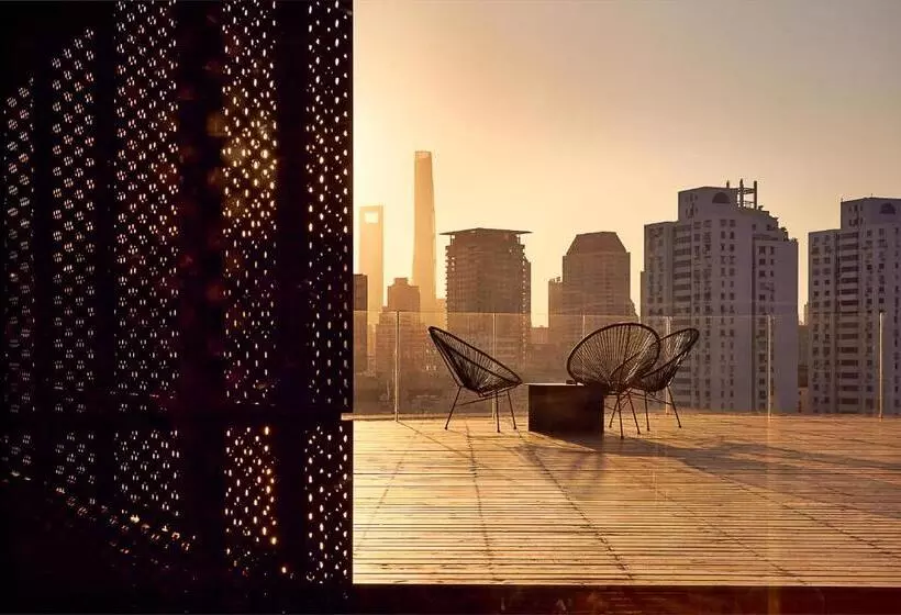 Base Shanghai Suhe Serviced Apartment, Near East Nanjing Road & People S Square